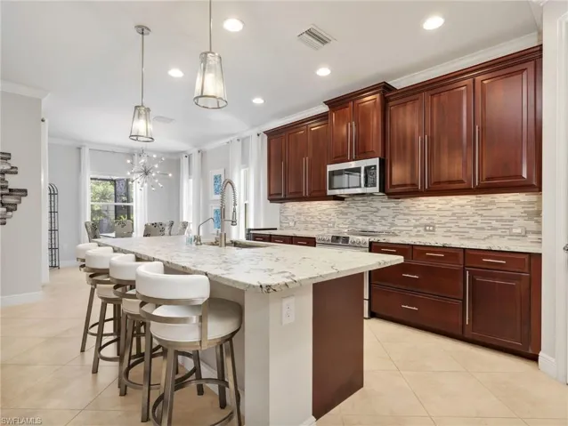 3727 Canopy Cir, Naples, Florida 34120