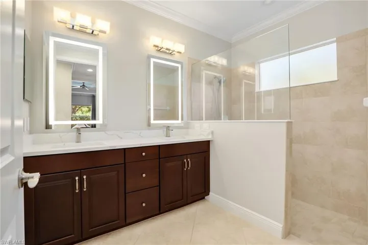 3727 Canopy Cir, Naples, Florida 34120