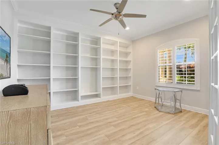 3727 Canopy Cir, Naples, Florida 34120