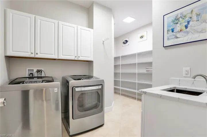 3727 Canopy Cir, Naples, Florida 34120