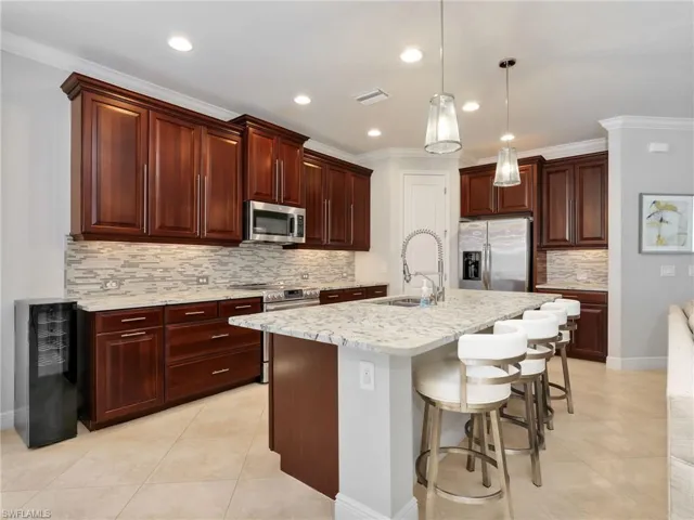 3727 Canopy Cir, Naples, Florida 34120