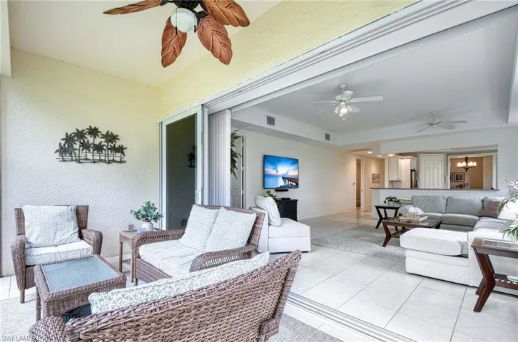 8649  Champions  PT, Naples, FL 34113