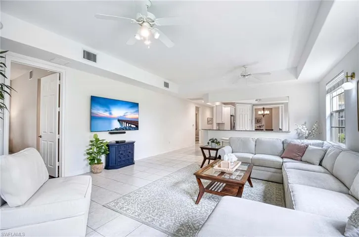 8649  Champions  PT, Naples, FL 34113