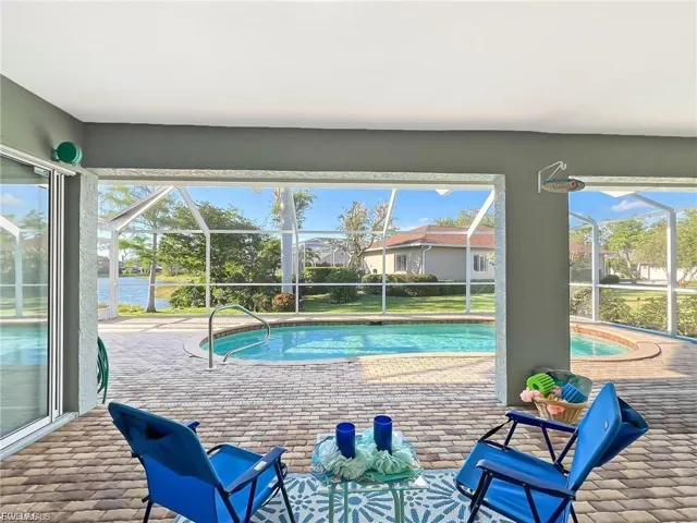 7631  Woodland Bend  CIR, Fort Myers, FL 33912