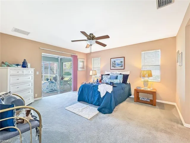 7631  Woodland Bend  CIR, Fort Myers, FL 33912
