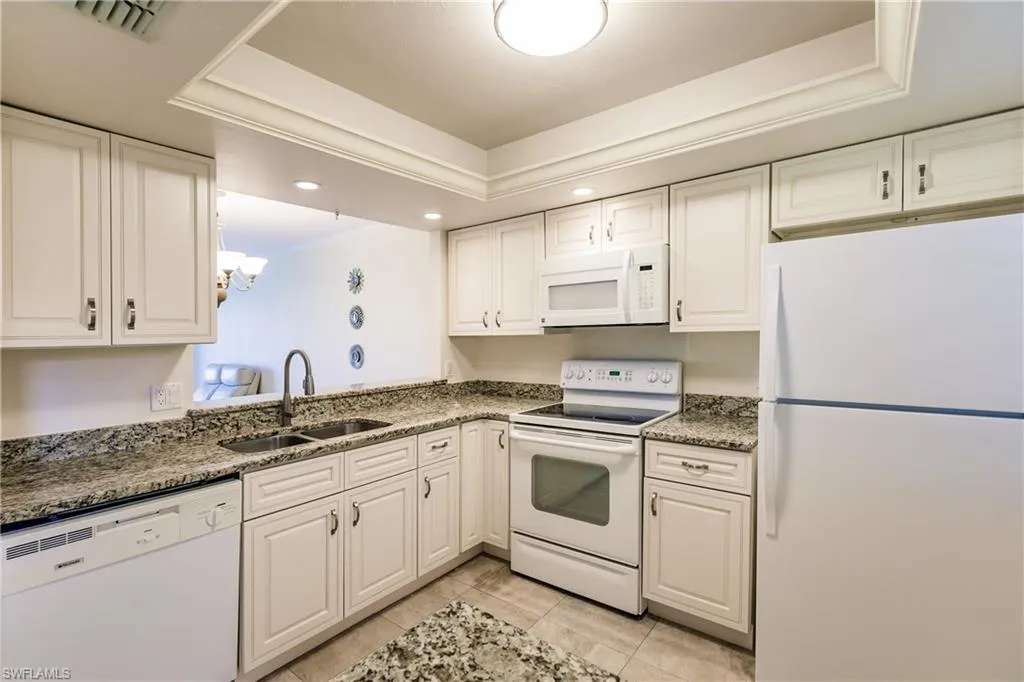 8715 Charter Club CIR, Fort Myers, FL 33919,224072209