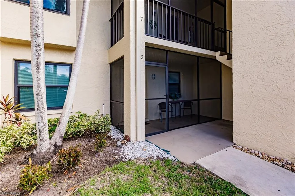 8715 Charter Club CIR, Fort Myers, FL 33919,224072209