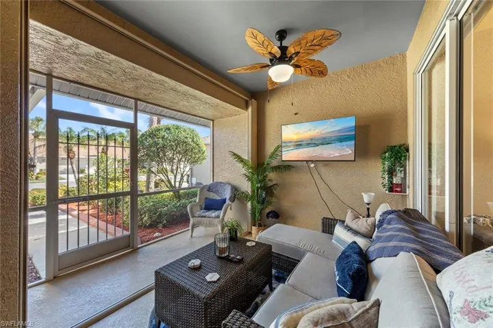Front Lanai