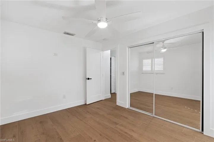 12  Hackney  LN, Naples, FL 34112