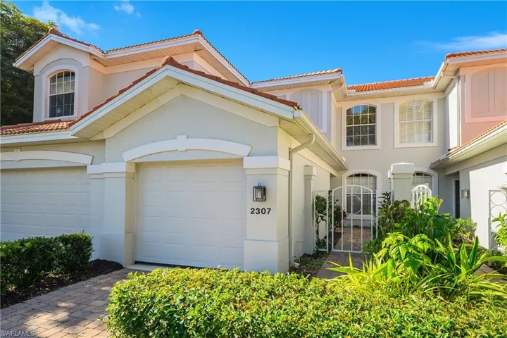 2265  Arielle  DR, Naples, FL 34109