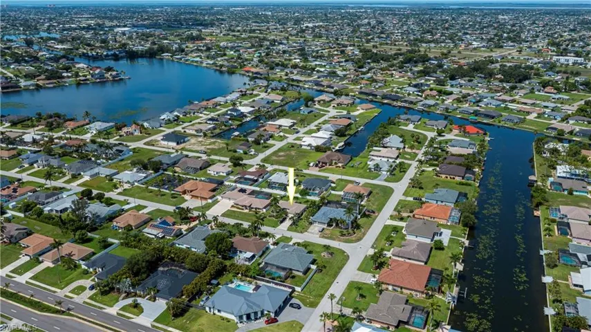 Waterfront homes all around