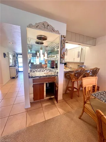 4240 Chantelle Dr B103, Naples, Florida 34112
