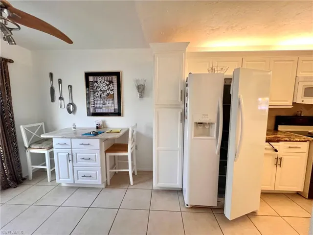 4240 Chantelle Dr B103, Naples, Florida 34112