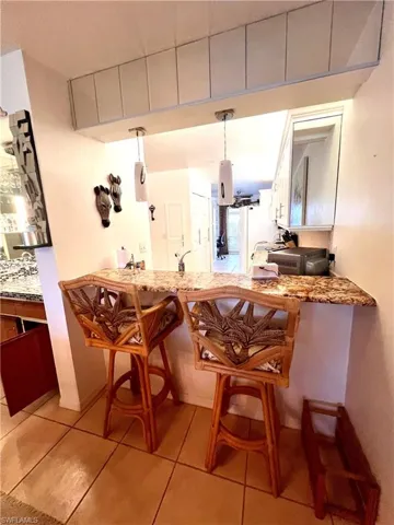4240 Chantelle Dr B103, Naples, Florida 34112