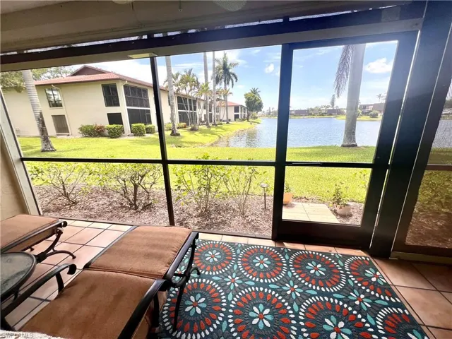 4240 Chantelle Dr B103, Naples, Florida 34112