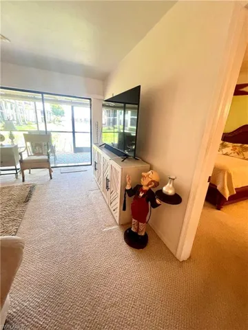 4240 Chantelle Dr B103, Naples, Florida 34112