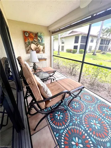4240 Chantelle Dr B103, Naples, Florida 34112