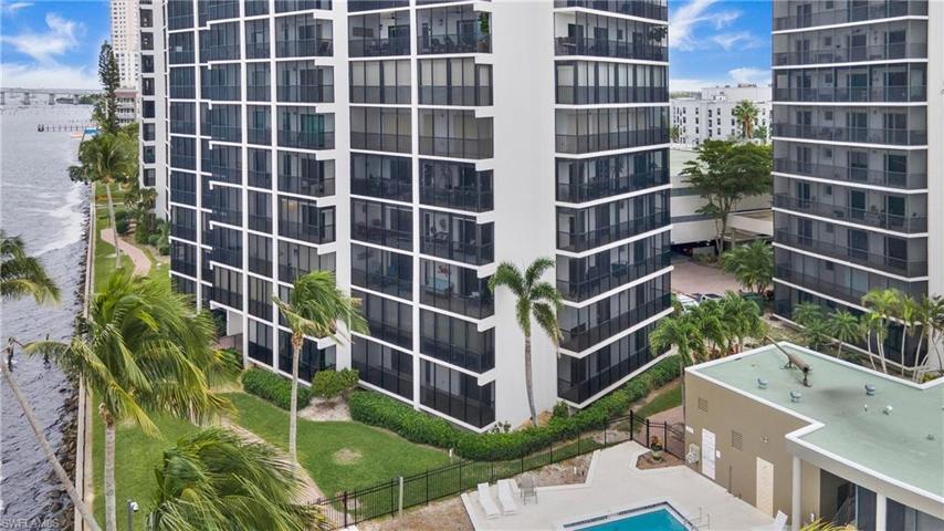 4th floor end unit, wrap arouund balconies
