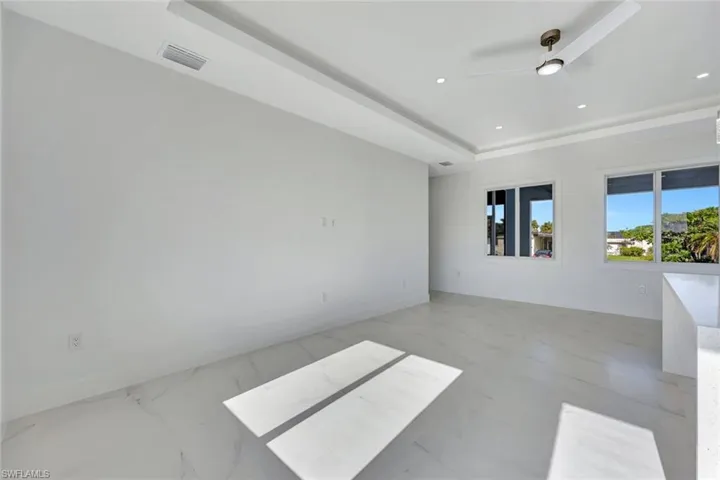Home is light, bright and airy!