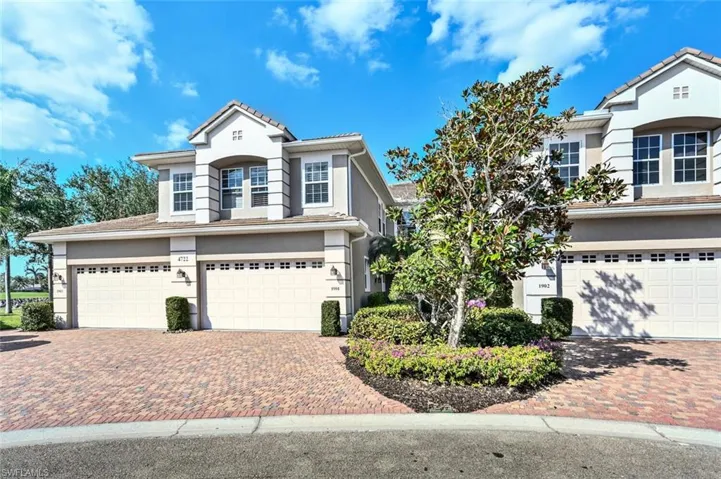 4722 Stratford Ct 1901, Naples, Florida 34105