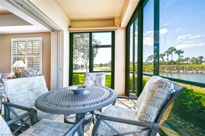 4722 Stratford Ct 1901, Naples, Florida 34105