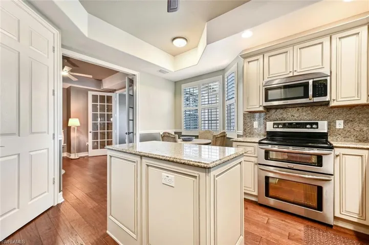 The Kitchen is open to Dining/Flex space and has a nice walk-in pantry