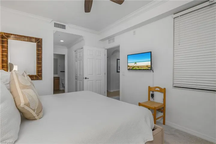9820  Giaveno  CIR, Naples, FL 34113