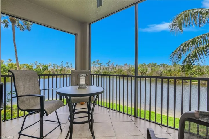 9820  Giaveno  CIR, Naples, FL 34113