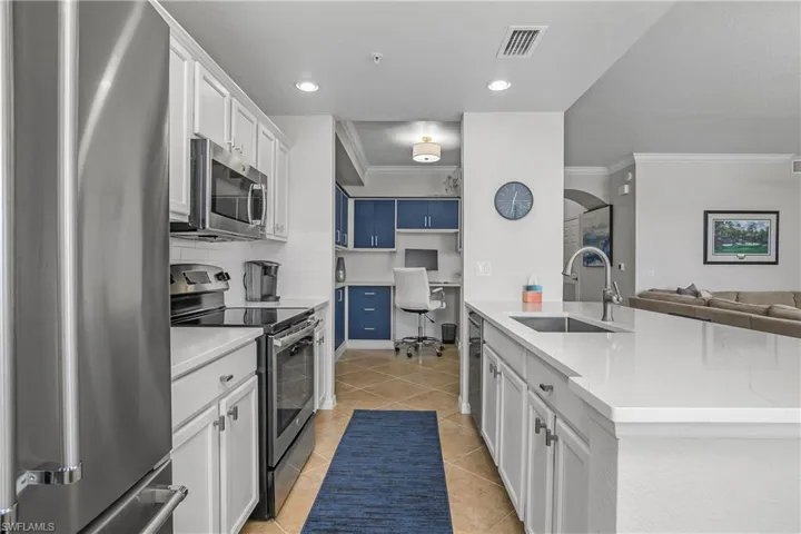 9820  Giaveno  CIR, Naples, FL 34113
