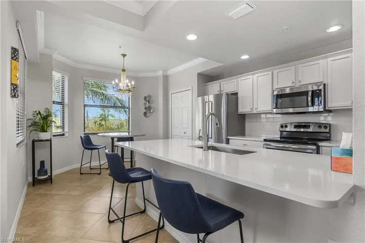 9820  Giaveno  CIR, Naples, FL 34113