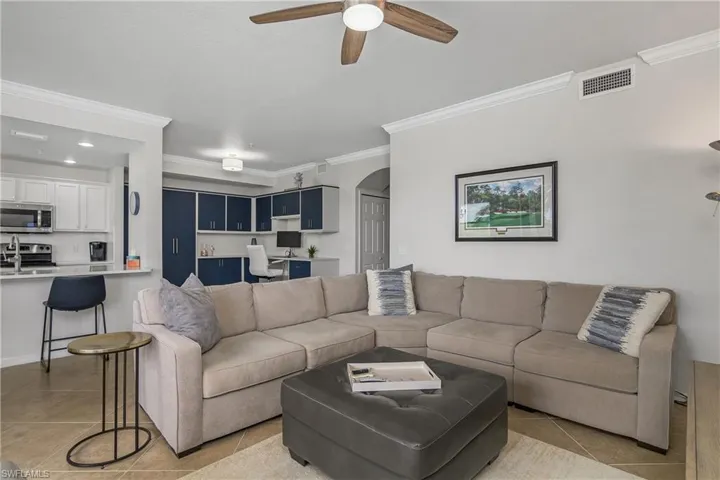 9820  Giaveno  CIR, Naples, FL 34113