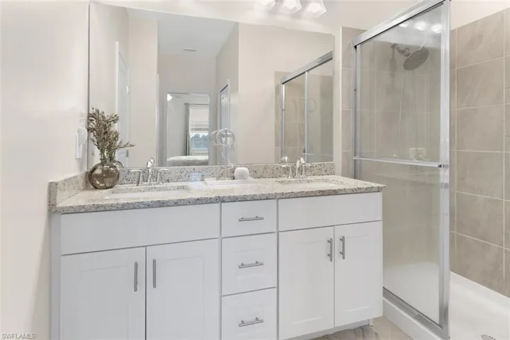 14195 Pine Lodge Ln, Fort Myers, Florida 33913