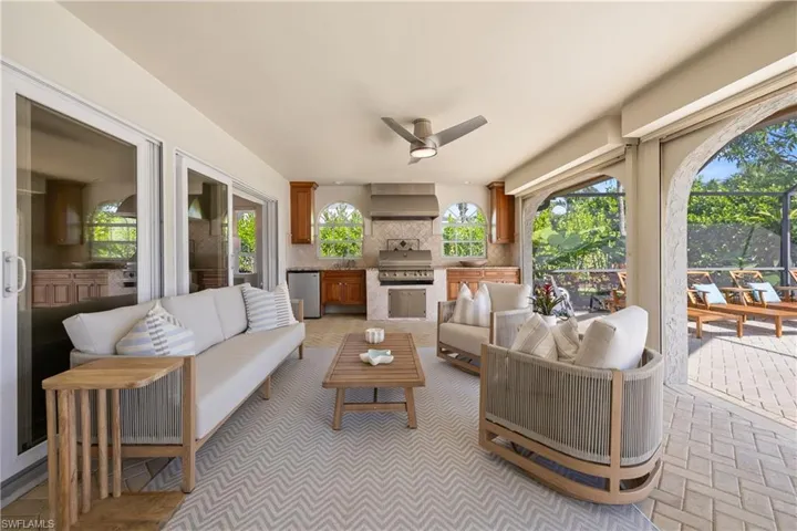 4916 Crayton Rd, Naples, Florida 34103