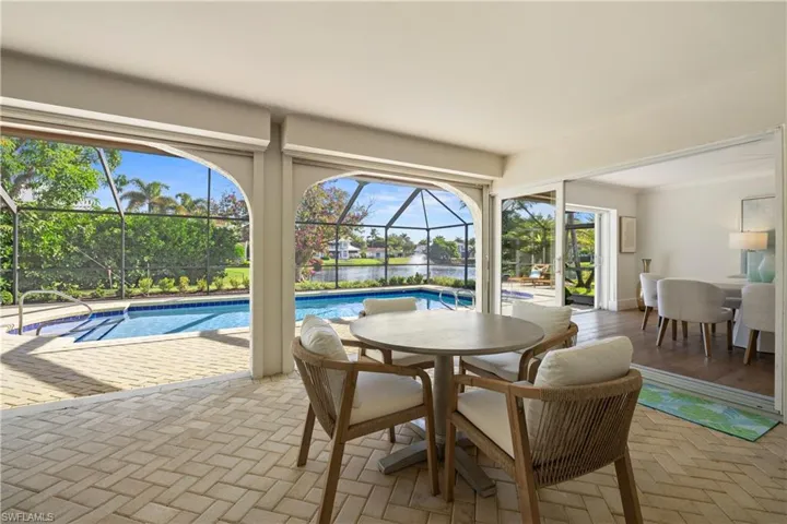 4916 Crayton Rd, Naples, Florida 34103