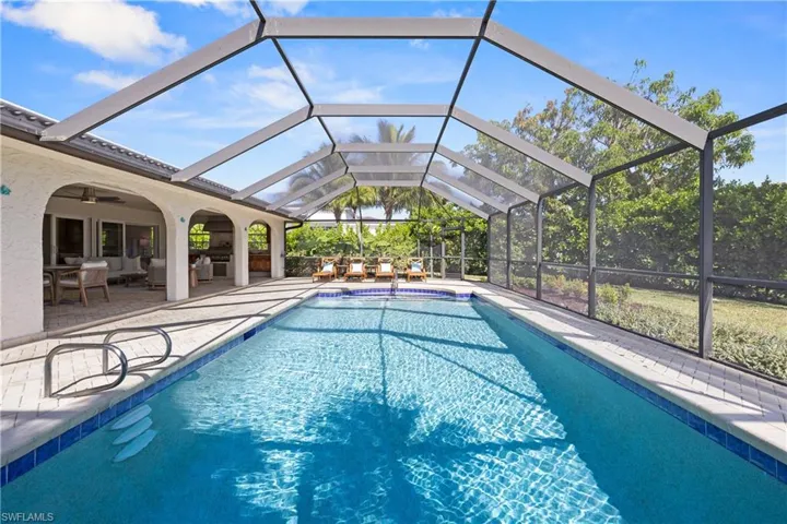 4916 Crayton Rd, Naples, Florida 34103