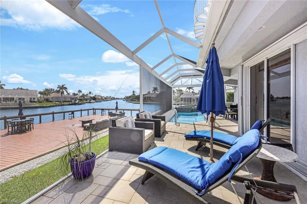 71 Hickory CT, Marco Island, FL 34145,224025220