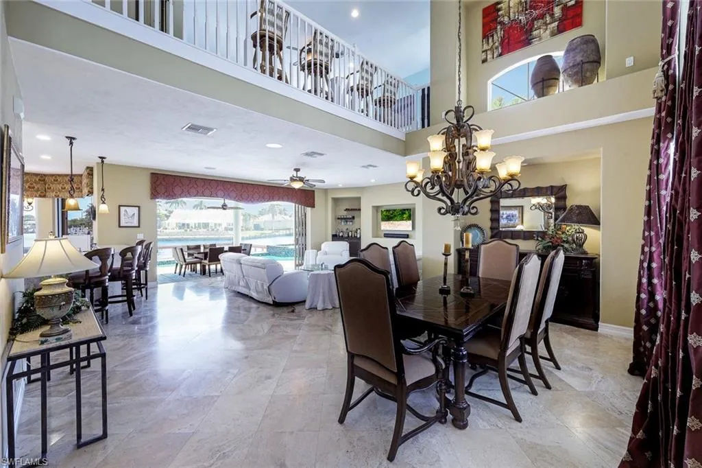 71 Hickory CT, Marco Island, FL 34145,224025220