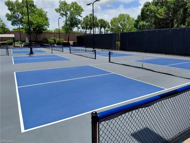 Pickleball Courts