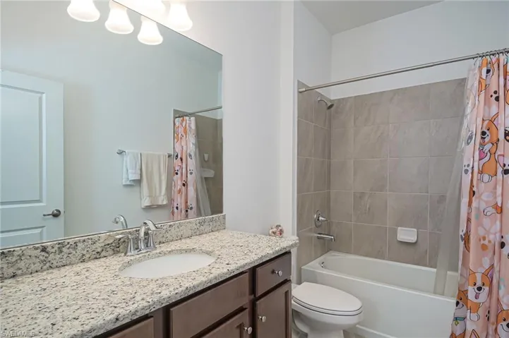 1722  Alameda  DR, Naples, FL 34120