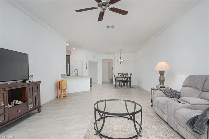 1722  Alameda  DR, Naples, FL 34120