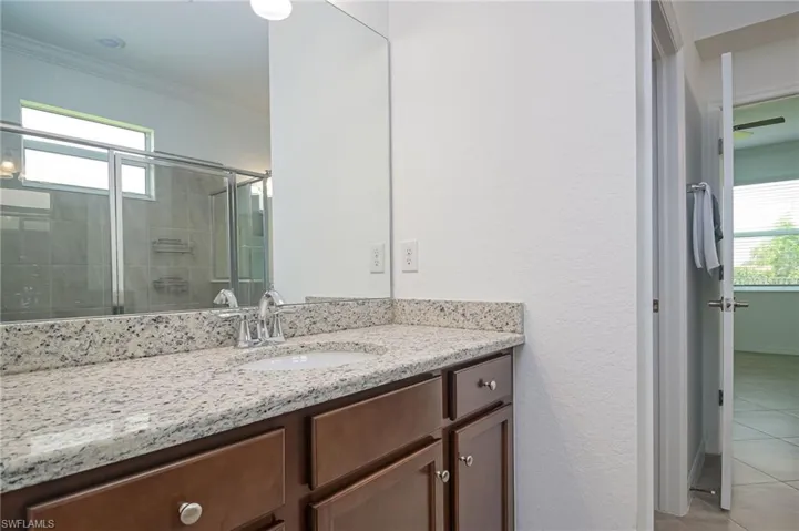 1722  Alameda  DR, Naples, FL 34120