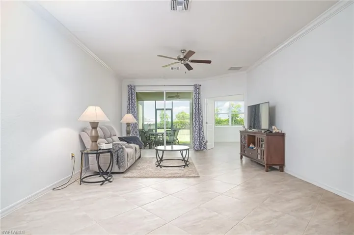 1722  Alameda  DR, Naples, FL 34120