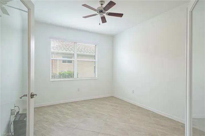 1722  Alameda  DR, Naples, FL 34120