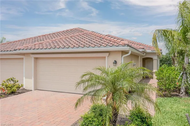 1722  Alameda  DR, Naples, FL 34120
