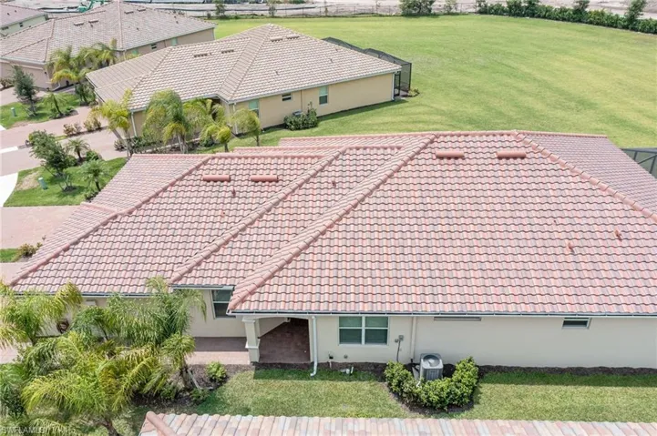 1722  Alameda  DR, Naples, FL 34120