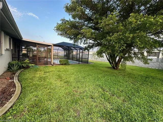 1033 NE Pine Island  LN, Cape Coral, FL 33909
