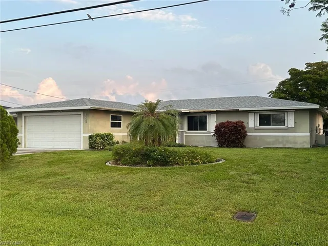 1033 NE Pine Island  LN, Cape Coral, FL 33909