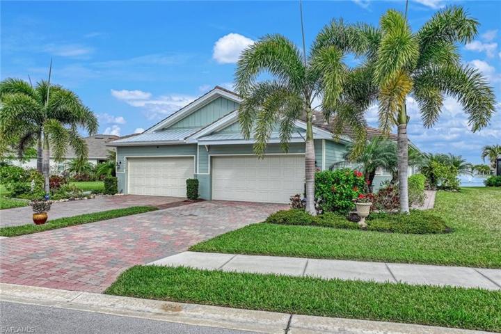 14822 Edgewater CIR, NAPLES FL 34114