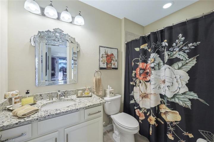14822 Edgewater CIR, NAPLES FL 34114