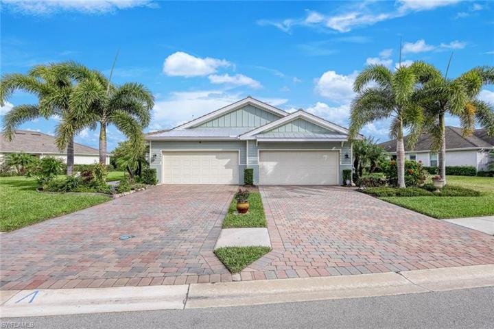 14822 Edgewater CIR, NAPLES FL 34114